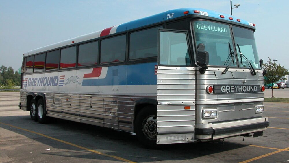 Greyhound: Conheça a história da lendária empresa de ônibus dos EUA