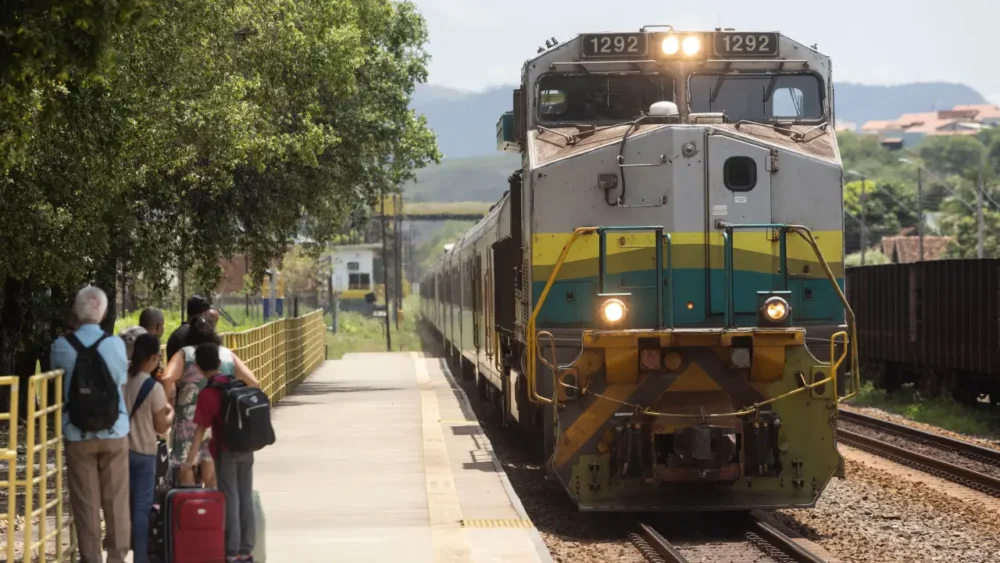 Trem noturno Vitória a Minas tem bilhetes esgotados para todo o mês de janeiro