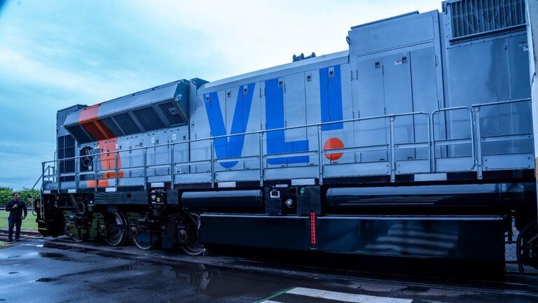 Ferrovia Centro-Atlântica recebe novas locomotivas e amplia logística em MG