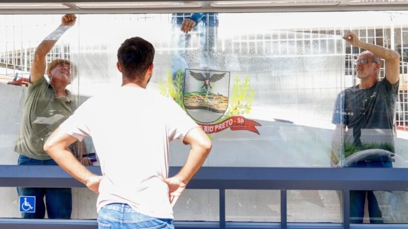 São José do Rio Preto instala novos pontos de ônibus