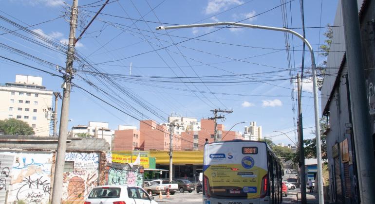 BH testa semáforos inteligentes que priorizam ônibus
